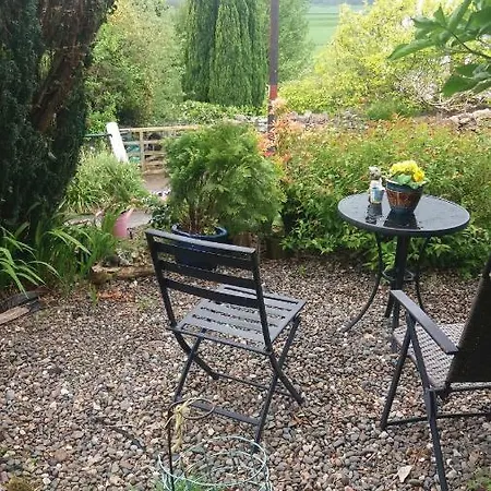 Plumtree House 3*