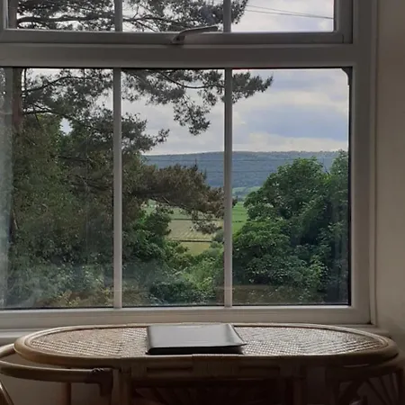 Bed & Breakfast Plumtree House 3*