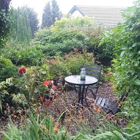 Plumtree House 3*